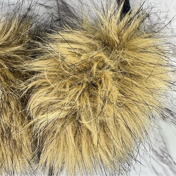 Faux Fur Winter Earmuffs - Warm Winter Ear Covers - Brown - O/S - Picture 3 of 5